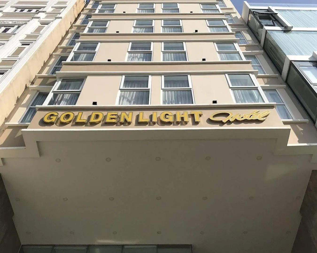 Golden Light Da Nang Hotel 4*,